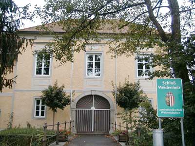 Schlo&szlig; Weidenholz